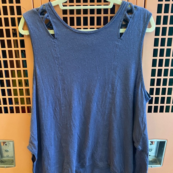 Pale purple/blue/gray tank top - Picture 1 of 3